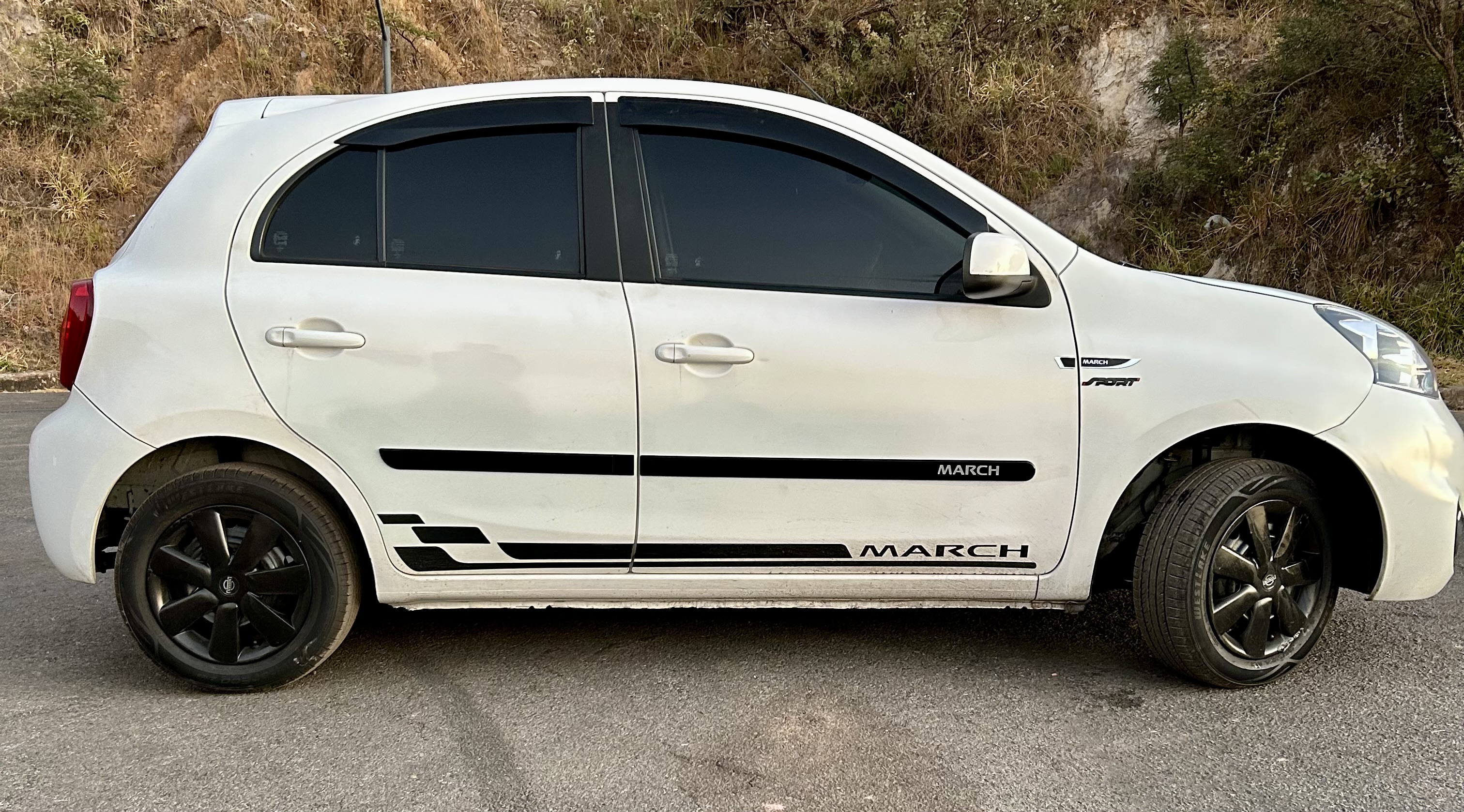 Nissan MARCH S 1.0 12V Flex 5p 2018